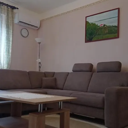 Kaman Nyaralo Апартаменты *