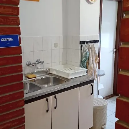 Apartment Kaman Nyaralo Badacsonytomaj