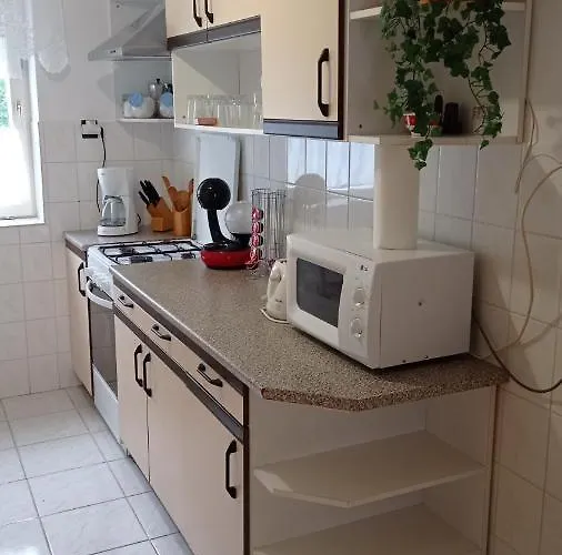 Kaman Nyaralo * Badacsonytomaj