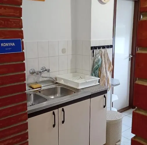 Lägenhet Kaman Nyaralo Badacsonytomaj